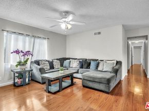 229 E 75th Street, Los Angeles CA 90003