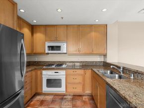 850 Beech St 808, San Diego CA 92101