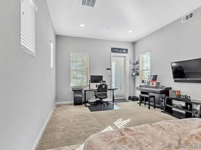 21512 Harmony Village Drive, Escondido CA 92029