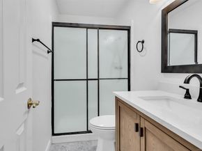 3878 Armstrong St, San Diego CA 92111