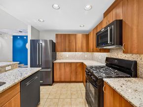 300 W Beech 10, San Diego CA 92101