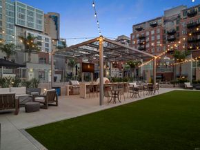 800 The Mark Ln 2002, San Diego CA 92101