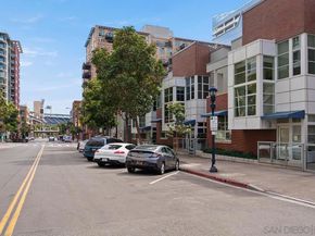 800 The Mark Ln 2002, San Diego CA 92101