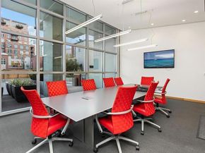 800 The Mark Ln 2002, San Diego CA 92101