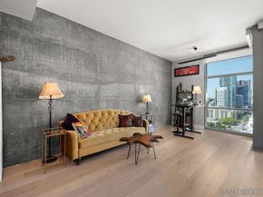 800 The Mark Ln 2002, San Diego CA 92101