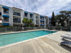 8308 Regents Rd 10, San Diego CA 92122