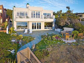 1630 Neptune Avenue, Encinitas CA 92024