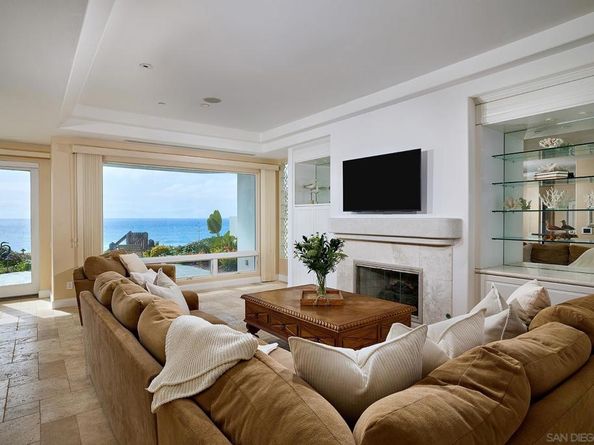 1630 Neptune Avenue, Encinitas CA 92024