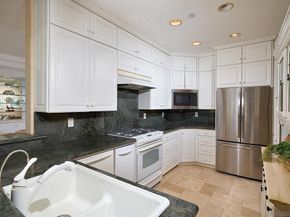1630 Neptune Avenue, Encinitas CA 92024