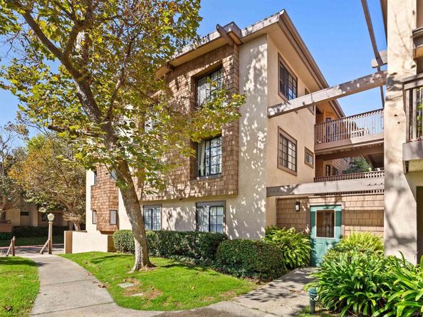 8870 Villa La Jolla Dr 210, La Jolla CA 92037