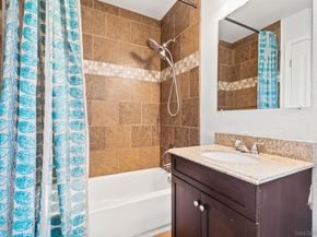 4621 Avery St, Oceanside CA 92057