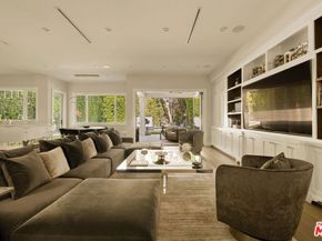 126 S Westgate Avenue, Los Angeles CA 90049