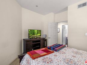 620 S Gramercy Place 222, Los Angeles CA 90005