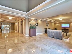 620 S Gramercy Place 222, Los Angeles CA 90005
