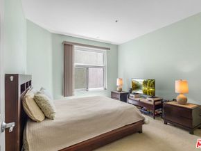 620 S Gramercy Place 222, Los Angeles CA 90005