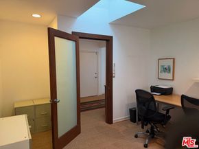 924 5th Street 10, Santa Monica CA 90403