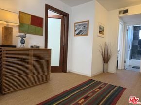 924 5th Street 10, Santa Monica CA 90403