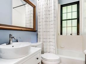 4420 Tujunga Avenue 2, North Hollywood CA 91602