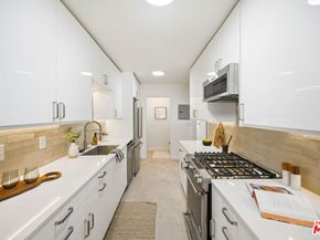 516 San Vicente Boulevard 206, Santa Monica CA 90402