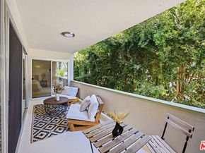 516 San Vicente Boulevard 206, Santa Monica CA 90402