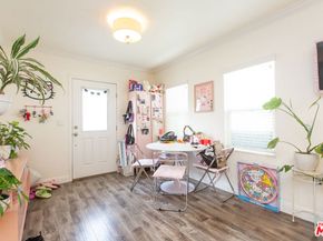 4504 Maplewood Avenue, Los Angeles CA 90004