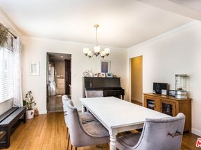 4504 Maplewood Avenue, Los Angeles CA 90004