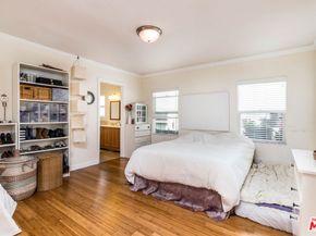 4504 Maplewood Avenue, Los Angeles CA 90004