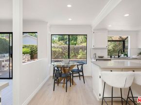13033 Magnolia Boulevard, Sherman Oaks CA 91423