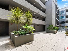 12115 San Vicente Boulevard 111, Los Angeles CA 90049