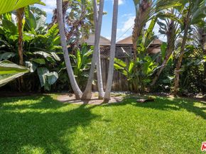 4166 Bakman Avenue, North Hollywood CA 91602
