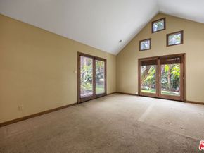 4166 Bakman Avenue, North Hollywood CA 91602