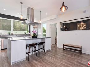 5504 W Olympic Boulevard, Los Angeles CA 90036