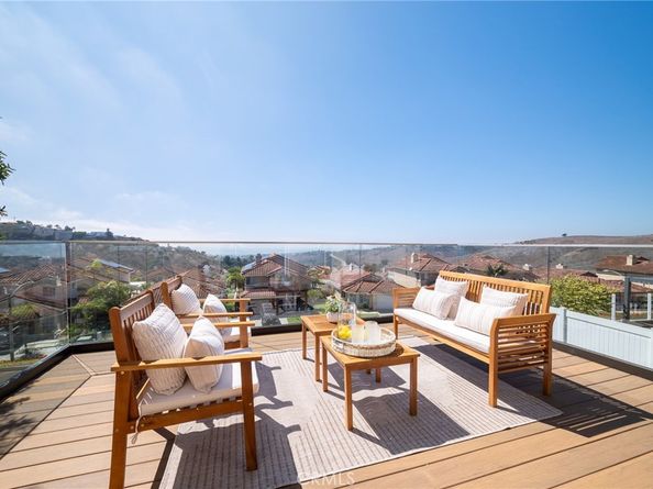 27 Burriana, San Clemente CA 92672