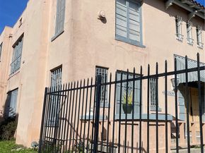 109 S Catalina Street, Los Angeles CA 90004