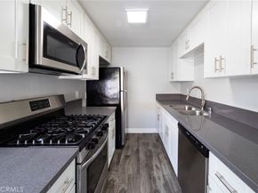 1106 Pacific Avenue, Long Beach CA 90813