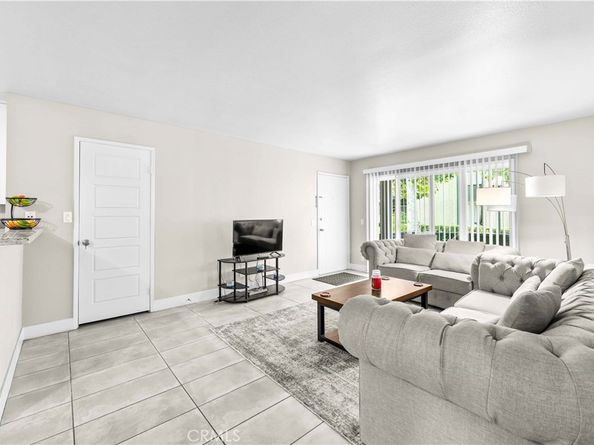 23220 Orange 9, Lake Forest CA 92630