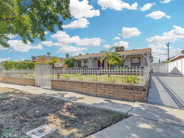 5737 Denny, North Hollywood CA 91601