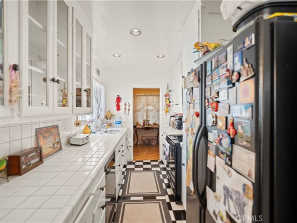 5737 Denny, North Hollywood CA 91601