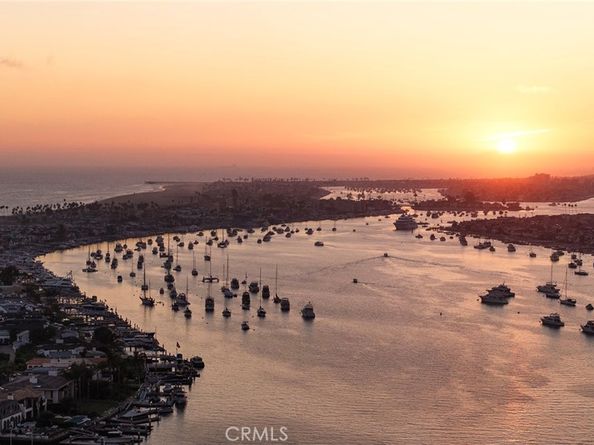 303 1/2 Goldenrod Avenue, Corona Del Mar CA 92625