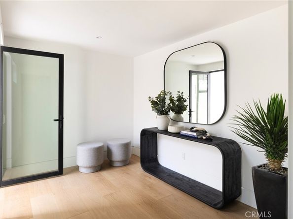 303 1/2 Goldenrod Avenue, Corona Del Mar CA 92625