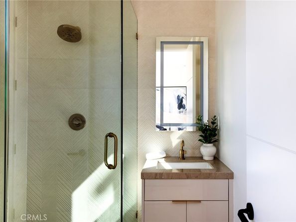 303 1/2 Goldenrod Avenue, Corona Del Mar CA 92625