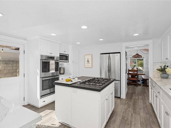 126 Collins, Newport Beach CA 92662