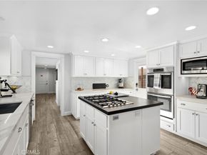126 Collins, Newport Beach CA 92662