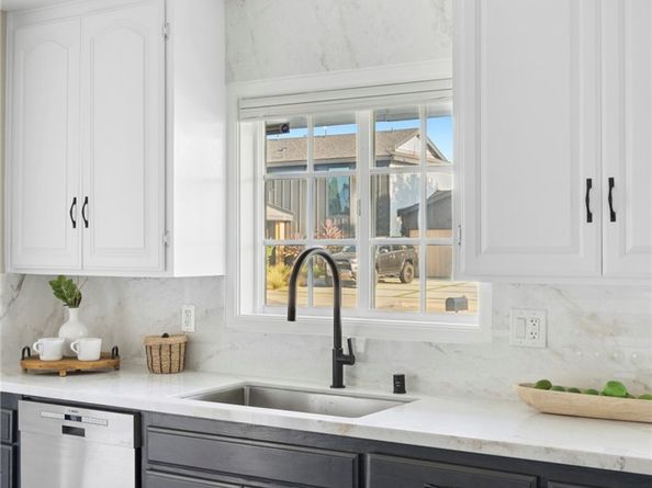 11891 Gladstone Drive, North Tustin CA 92705