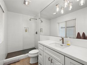 207 40th Street, Newport Beach CA 92663