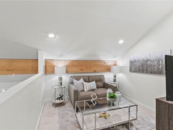 8542 Bayonne, Huntington Beach CA 92646