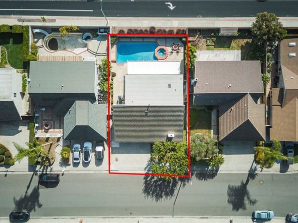 8542 Bayonne, Huntington Beach CA 92646