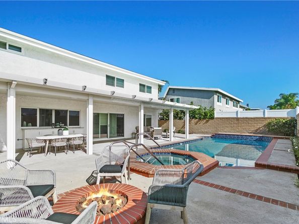 8542 Bayonne, Huntington Beach CA 92646