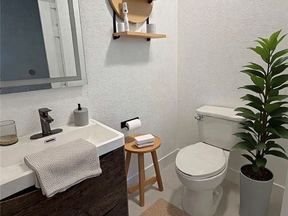 1804 E South, Anaheim CA 92805