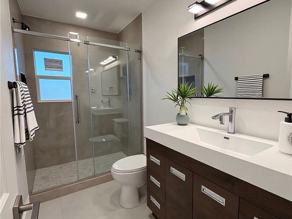 1804 E South, Anaheim CA 92805